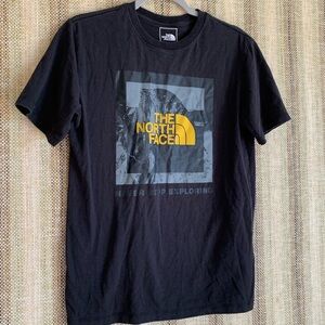 The North Face Black Graphic Men's T-Shirt Size Small Outdoor Top Shirt